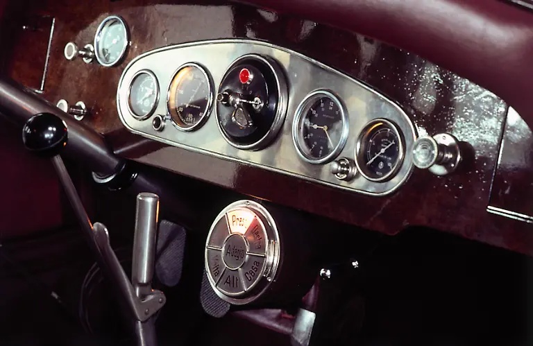 889229papstwagen13-1930