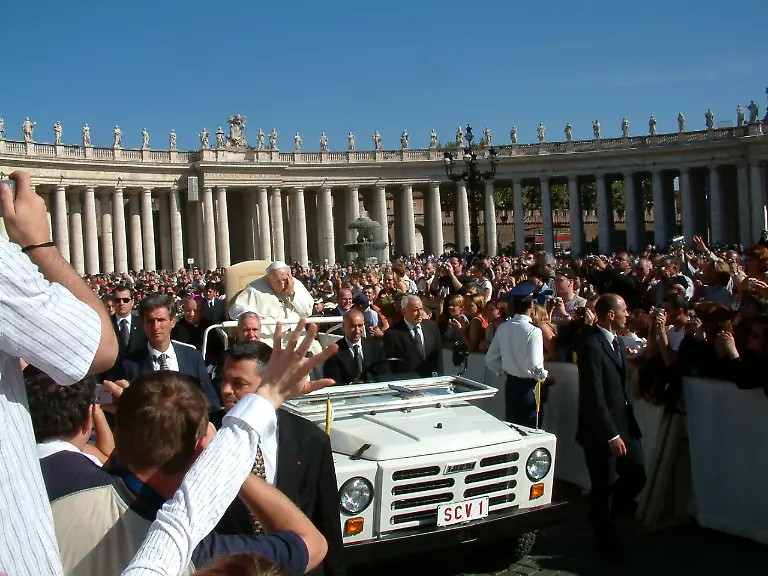 JPII-29-09-2004-1