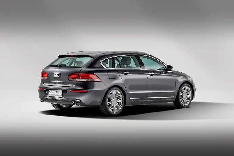 Qoros-3-Estate-Concept-rear-qtr