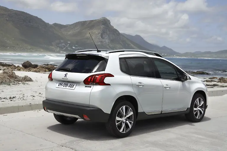 03Peugeot2008-180213