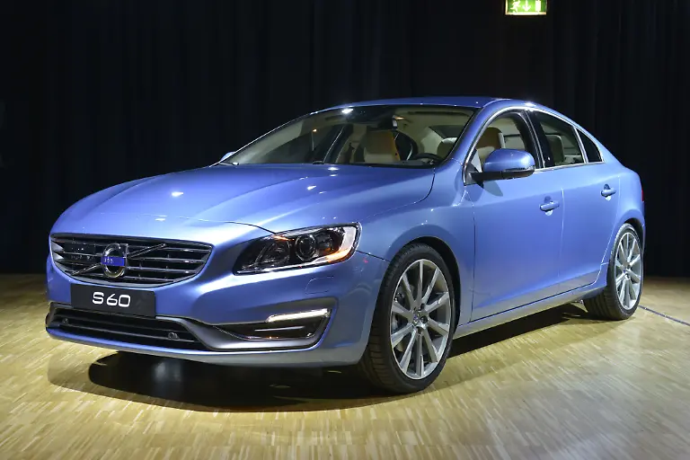 01VolvoV70-190213