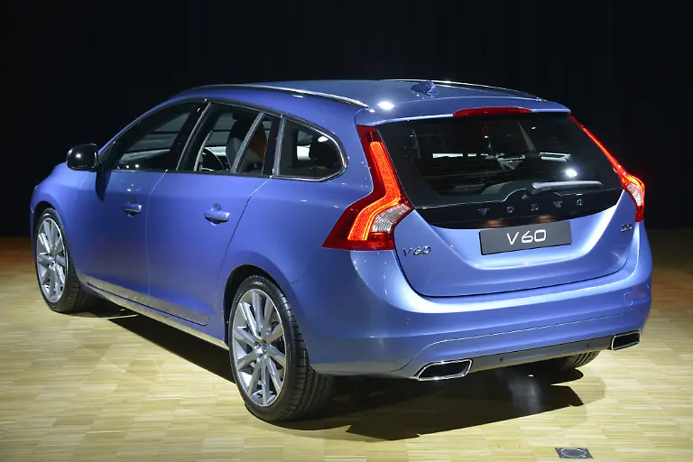 02VolvoV70-190213
