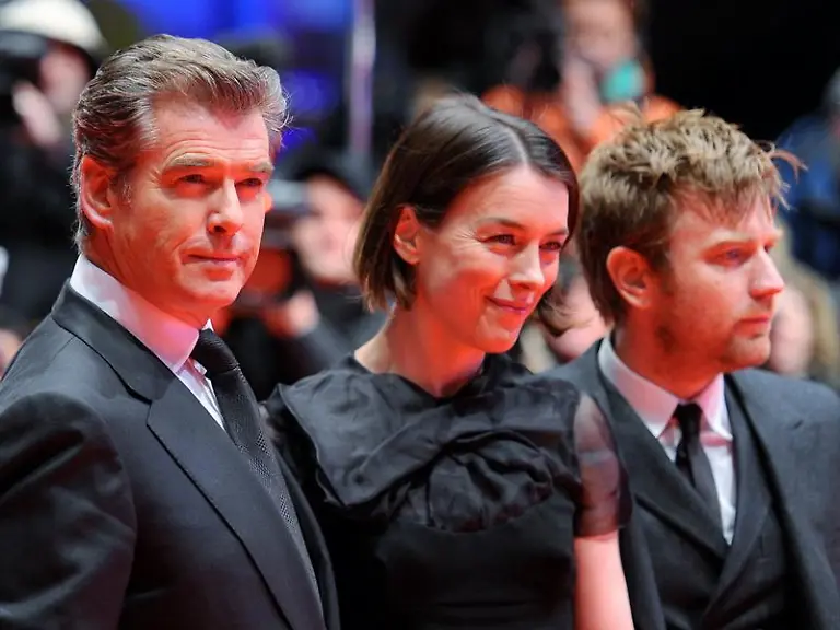 Pierce-Brosnan-l-Olivia-Williams-und-Ewan-McGregor-sind-Hauptdarsteller-in-dem-Film-The-Ghost-Writer