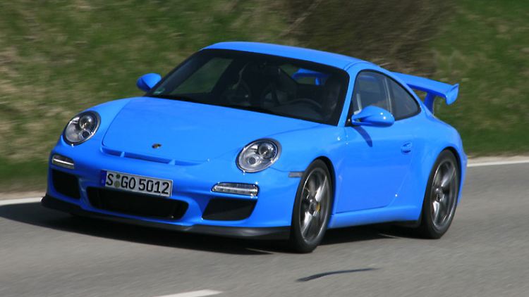 Alltagstauglicher Rennwagen oder rennstreckentaugliches Alltagscoupé? Was auch immer der GT3 ist - er bietet hohes Suchtpotential.