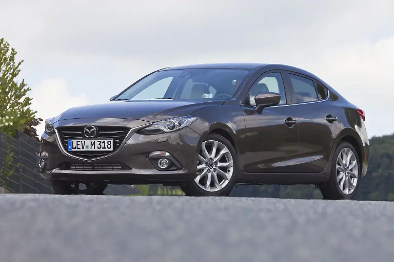 Mazda3-2013-Sedan-still-13-jpg300