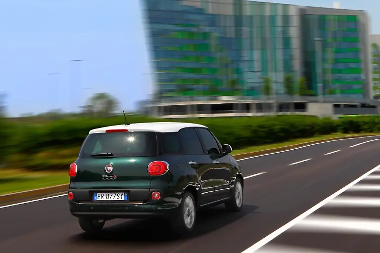 fiat500lliving-9713-2