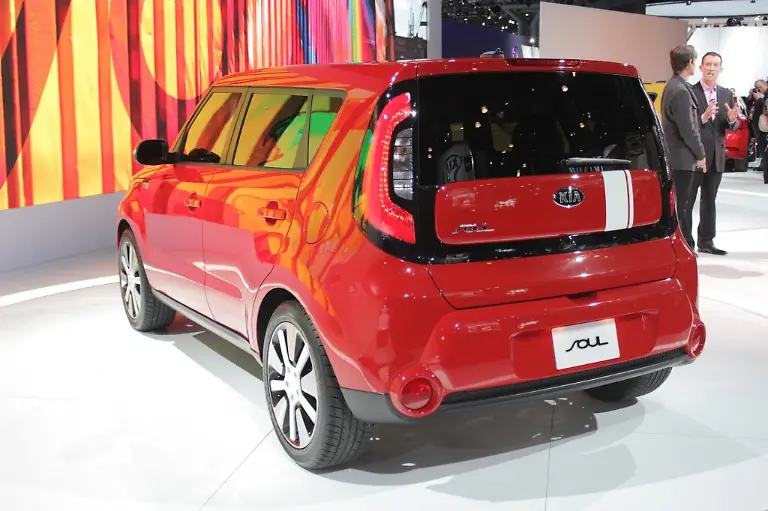 2014-kia-soul-2013-new-york-auto-show-100423364-4