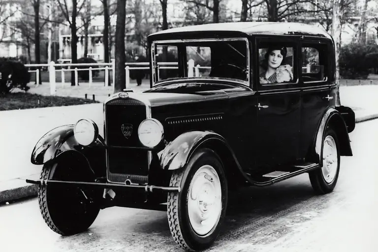 x01Peugeot201AB1929QuellePeugeot
