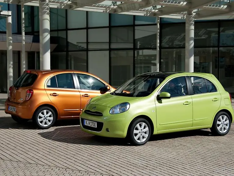 Die-Stadt-ist-sein-Revier-Der-Nissan-Micra-ueberzeugt-mit-einem-kleinen-Wendekreis-und-seiner-Agilitaet-zumindest-bis-Tempo-50-Bild-Nissan-Am-Design-des-Micra-hat-Nissan-einiges-veraendert-Aus-der-niedlichen-Knutschkugel-ist-ein-Kleinwagen-geworden-der-erst-genommen-werden-will-Bild-Nissan-Im-Basismodell-beherrscht-ein-Einheitsgrau-den-Innenraum-des-Micra-in-den-gehobenen-Varianten-gibt-es-mehr-Farbe-Bild-Nissan-Der-Kofferraum-schluckt-265-Liter-mehr-darf-man-bei-3-78-Metern-Laenge-wohl-nicht-erwarten-Bild-Nissan-Die-Ausstattung-des-Stadtflitzers-ist-ueppig-unter-anderem-hat-er-serienmaessig-sechs-Airbags-Servolenkung-und-ESP-an-Bord-Bild-Nissan-Nissan-bietet-den-Micra-zunaechst-mit-einem-1-2-Liter-Motor-an-Ab-kommendem-Fruehjahr-gibt-es-das-Aggregat-auch-als-Direkteinspritzer-mit-Kompressor-Bild-Nissan-Die-Preise-ab-10-470-Euro-sind-eine-Kampfansage-an-Konkurrenten-wie-den-VW-Polo-oder-den-Opel-Corsa