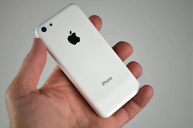 Apple-iPhone-5C-24