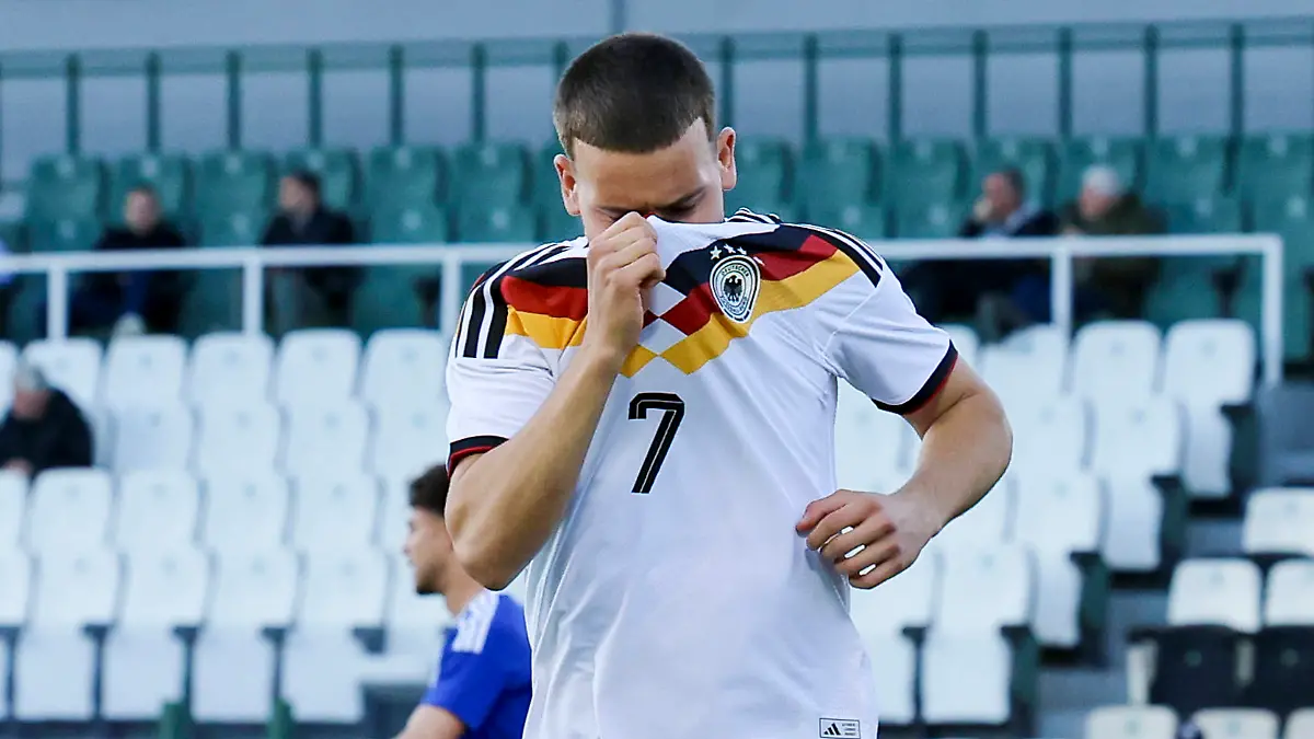 Said-El-Mala-Germany-bejubelt-seinen-Treffer-zum-0-1-UEFA-U21-U-21-EURO-2027-Qualifier-Greece-v-Germany-Apostolos-Nikolaidis-Stadion-am-31-March-2026-in-Athens-Grichenland-Foto-von-Marco-Steinbrenner-DeFodi-Images-Said-El-Mala-Germany-celebrates-after-scoring-his-teams-first-goal-UEFA-U21-EURO-2027-Qualifier-Greece-v-Germany-Apostolos-Nikolaidis-Stadium-March-31-2026-in-Athens-Greece