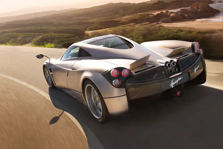 PaganiHuayra05101201