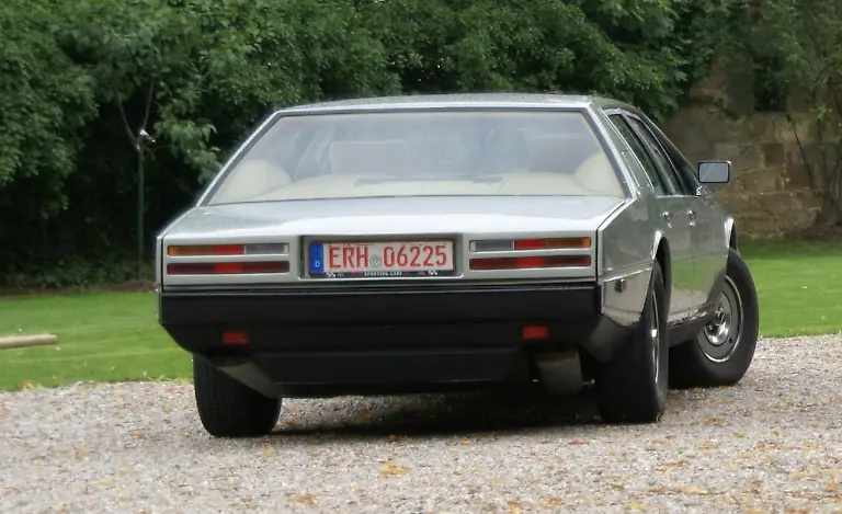 aston-martin-lagonda-series-2-photo-228334-s-1280x782