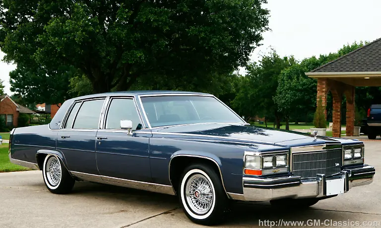 Cadillac-Fleetwood-V-8-6-4