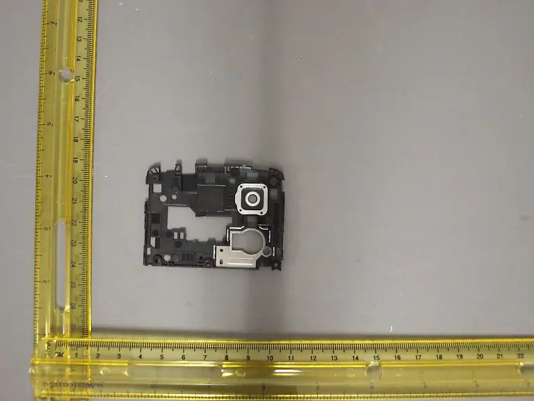 167660910-LG-D820-internal-FCC-photos-10