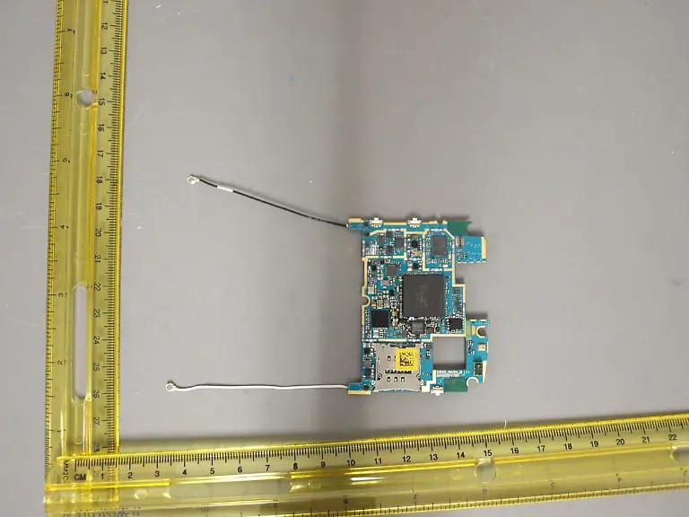 167660910-LG-D820-internal-FCC-photos-19