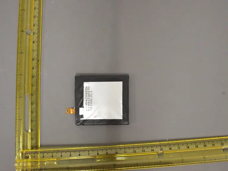 167660910-LG-D820-internal-FCC-photos-21