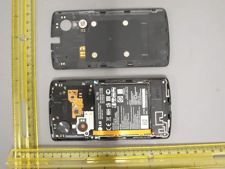 167660910-LG-D820-internal-FCC-photos-4