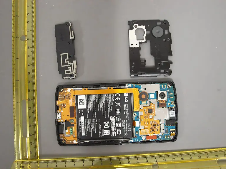 167660910-LG-D820-internal-FCC-photos-5