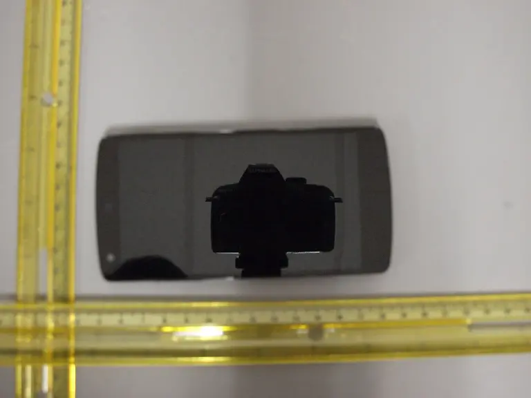 167660911-LG-D820-external-FCC-photos-1