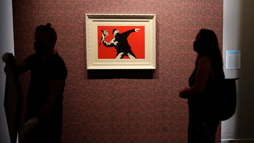 2014-hatte-der-Street-Art-Kuenstler-Banksy-das-Blumenwerfer-Motiv-bei-der-EU-als-Marke-eintragen-lassen