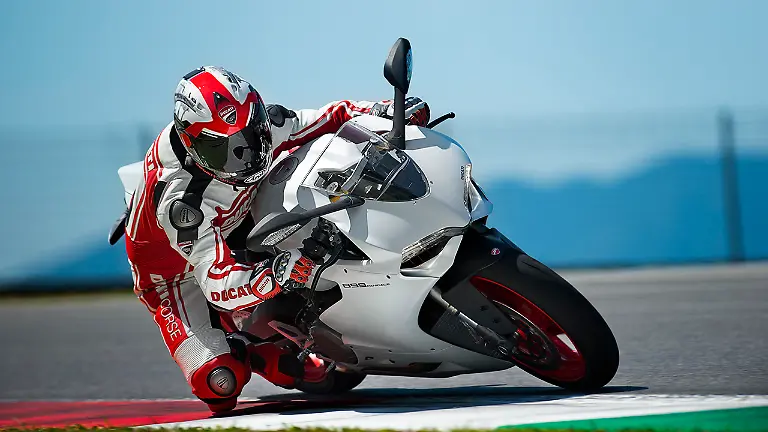 899-Panigale-10