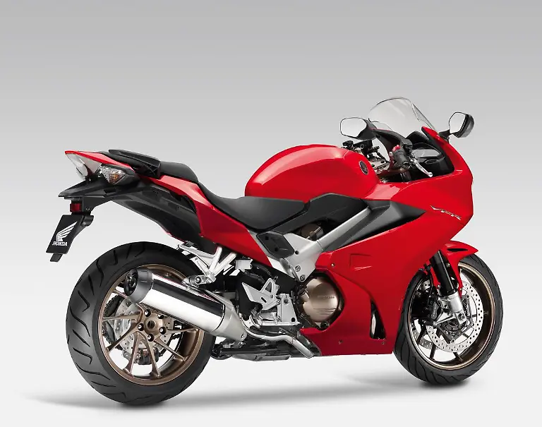 honda-vfr800f-2014-4