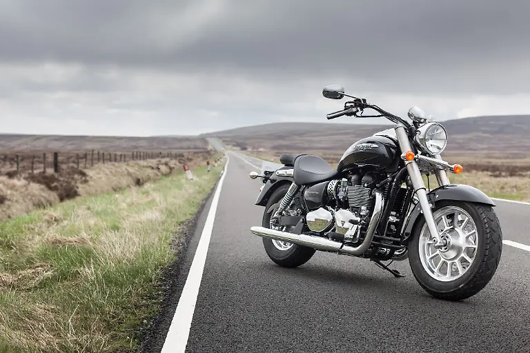 Triumph-America-Look