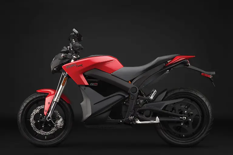 2014-zero-sr-studio-lp-4800x3200-press-1