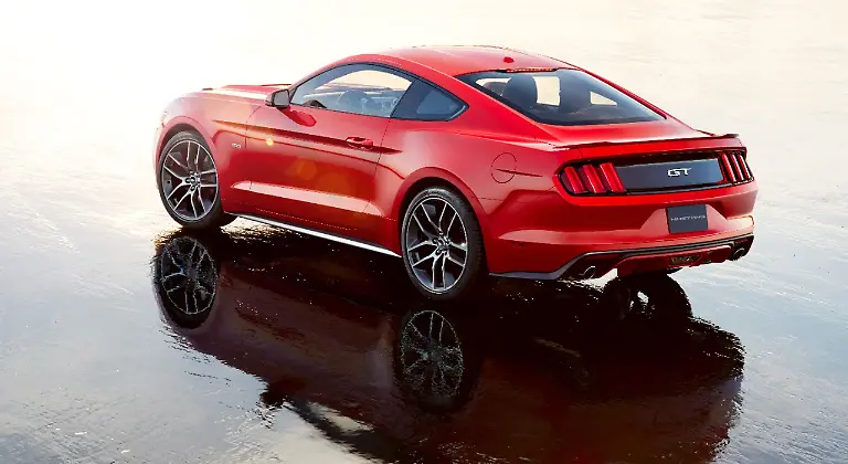 15FordMustang-03-HR