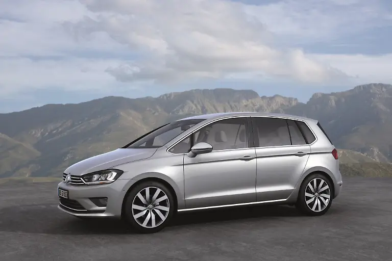 VW-Golf-Sportsvan-612-1