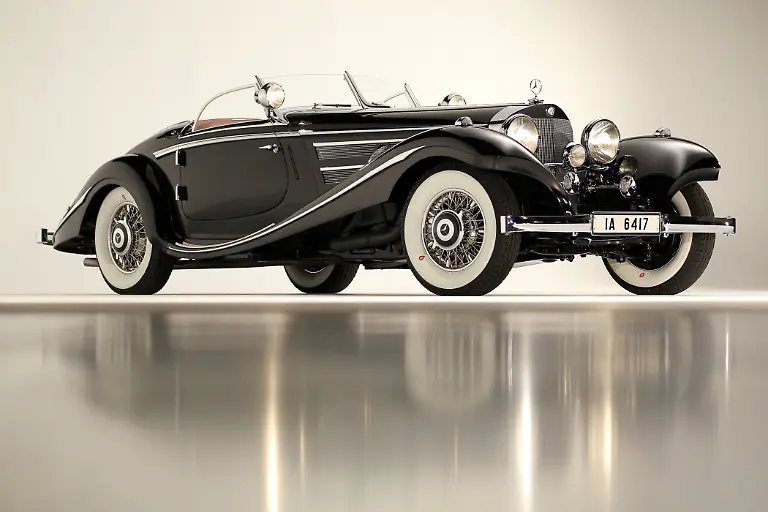 Platz-1-Mercedes-Benz-540K-Spezial-Roadster-1936