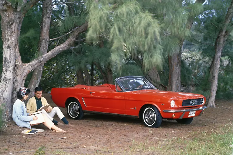 04FordMustangConvertible1964QuelleFord