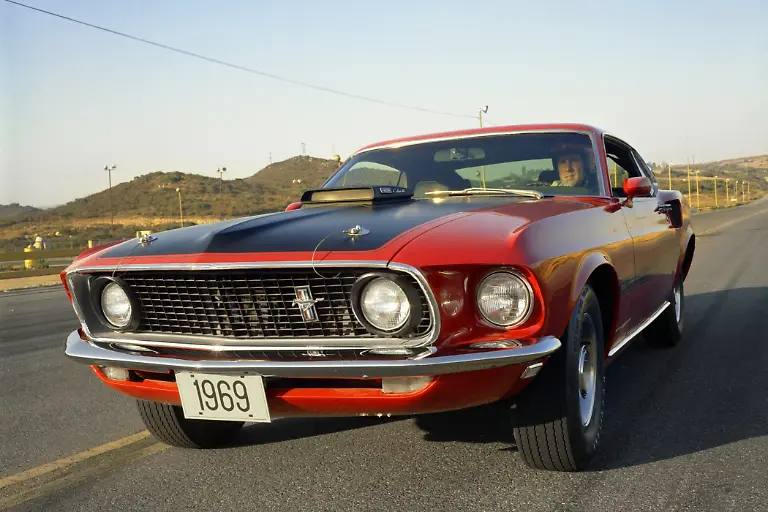 10FordMustangMach1Von1969QuelleFord