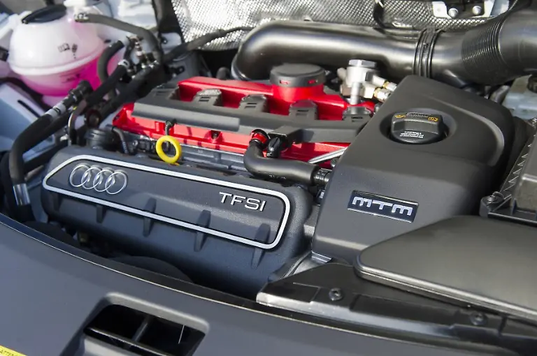 rsq3-05-i6877900x700-8-227