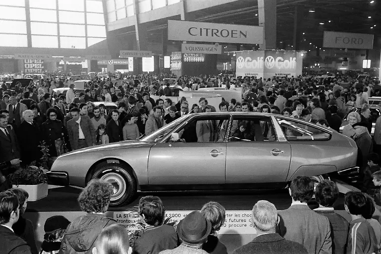 01CitroenCX2000MessepremiereParis1974QuelleCitroen