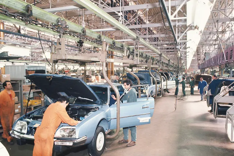 05CitroenCXProduktionImWerkAulnay1975QuelleCitroen