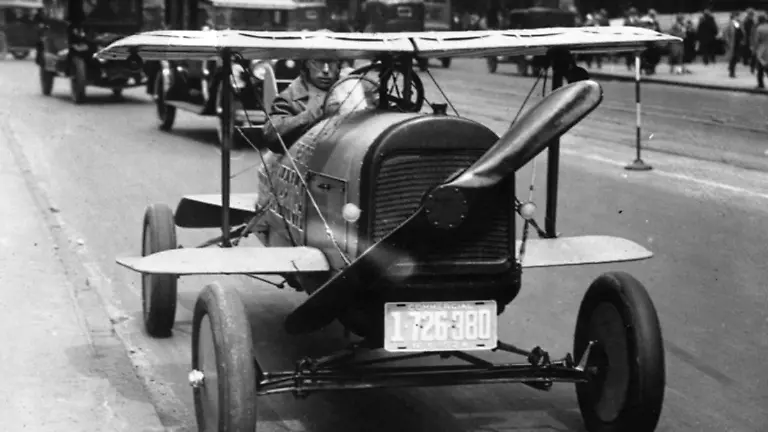 071011-old-flying-car