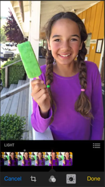 capture-adjust-light