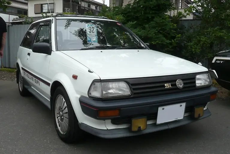 Toyota-Starlet