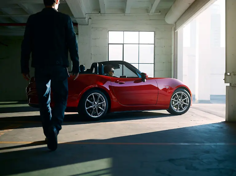 mx-5-2014-laas-eu-exterior-5-de-jpg300