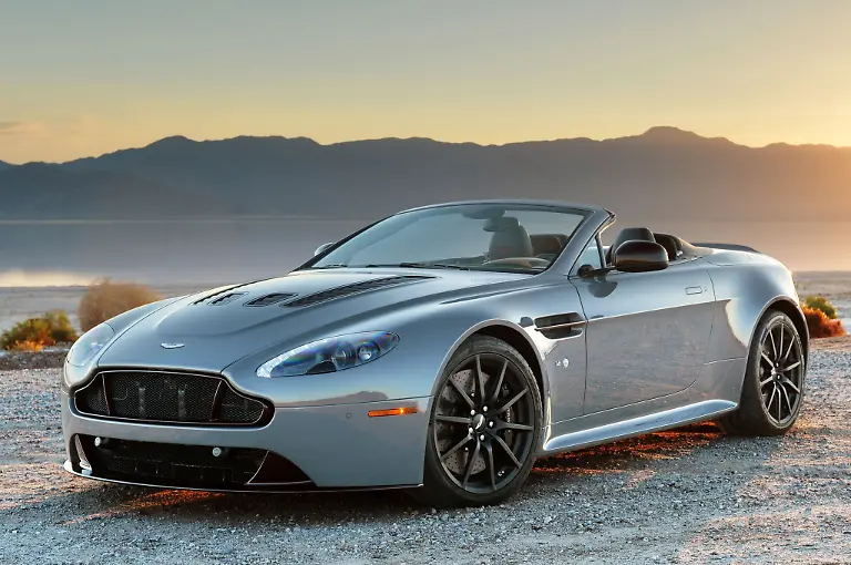 2015-aston-martin-v12-vantage-s-roadster-front-three-quarter-view-2