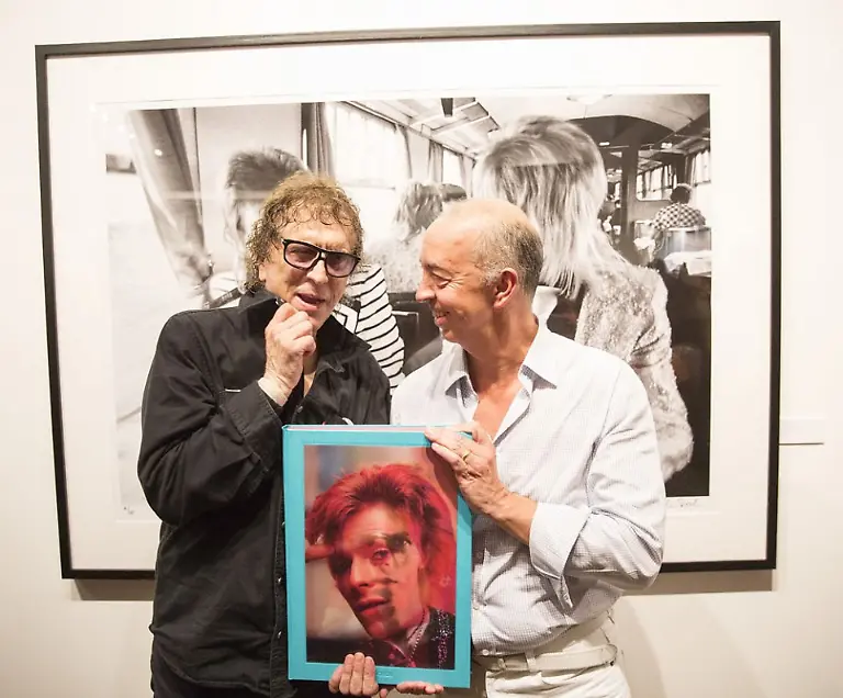 005-2015-09-10-la-gallery-mick-rock-bowie-1509171525-id-995632