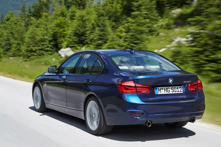 BMW-340i-167-5