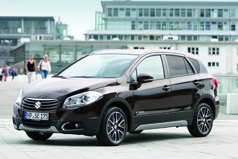SuzukiSX4S-Cross-201114-1