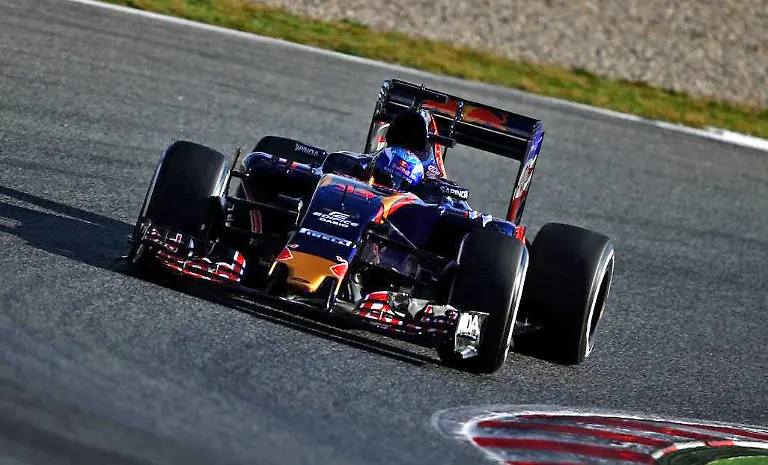 1366x768-barcelonat2-2016-max