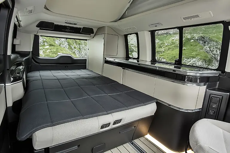 Doppelbett-in-der-V-Klasse-Marco-Polo