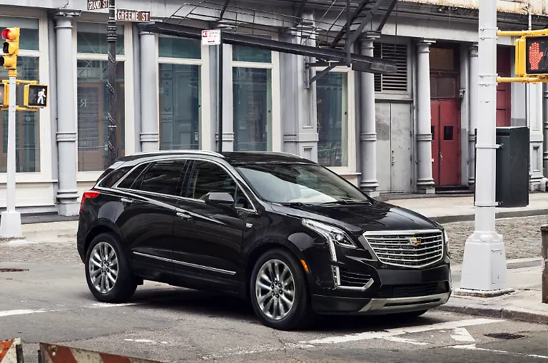 2017-Cadillac-XT5-004