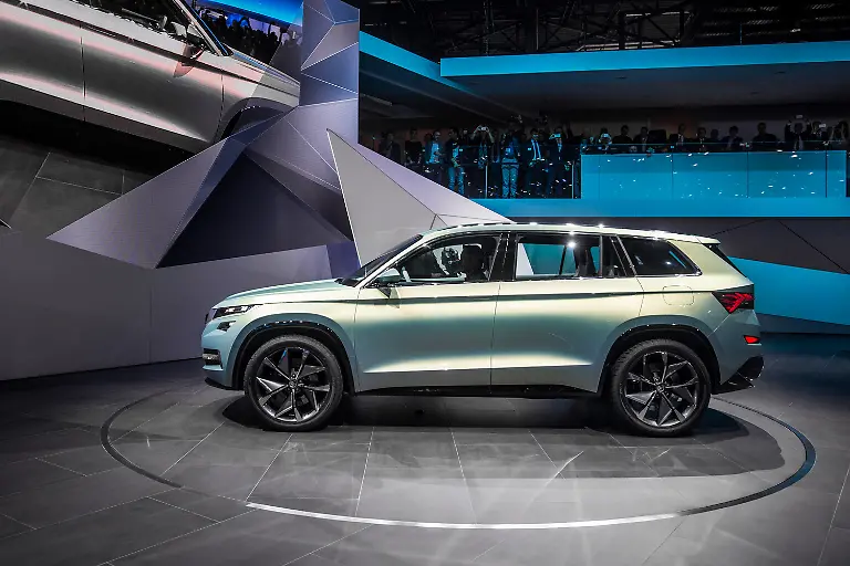 StudieSKODAVisionSPraesentationMesseGenf-94020