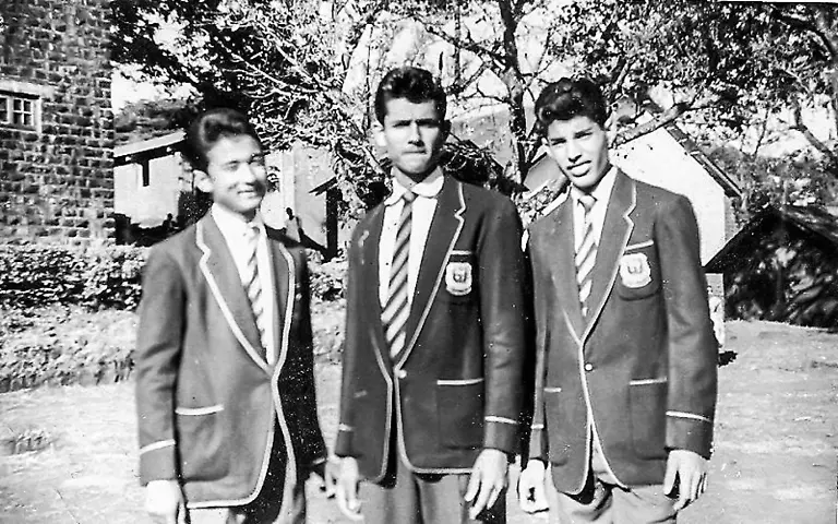 01-S-18-Freddie-with-Hectics-bandmates-copyright-Bruce-Murray-2